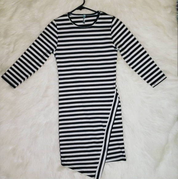 Auditions Bodycon Dress - Picture 1 of 7